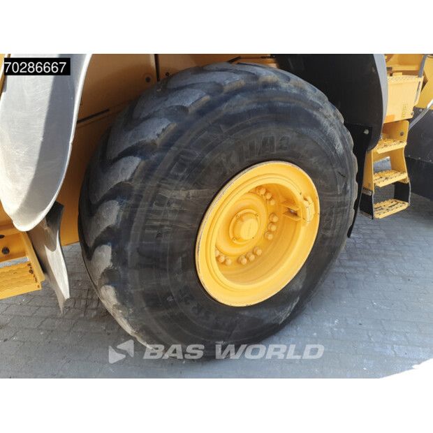 2015 فولفو L120H-41858260