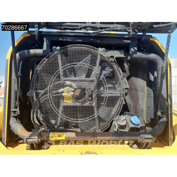 2015 فولفو L120H-41858264