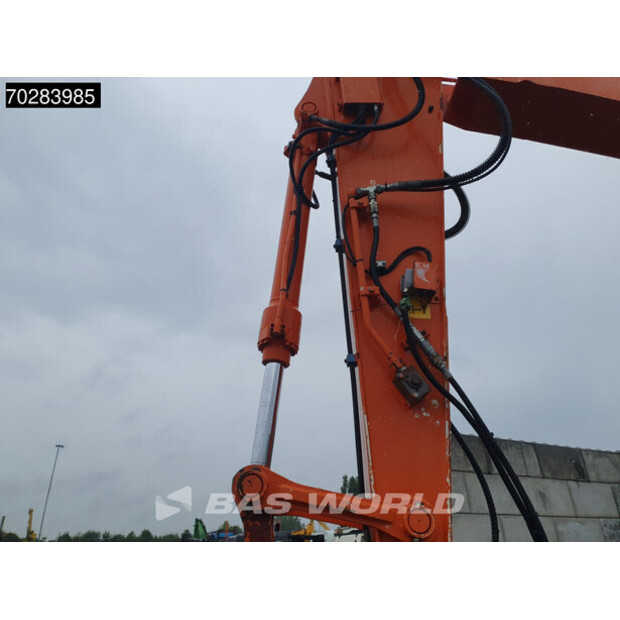 2010 Hitachi ZX140W-3-41858553