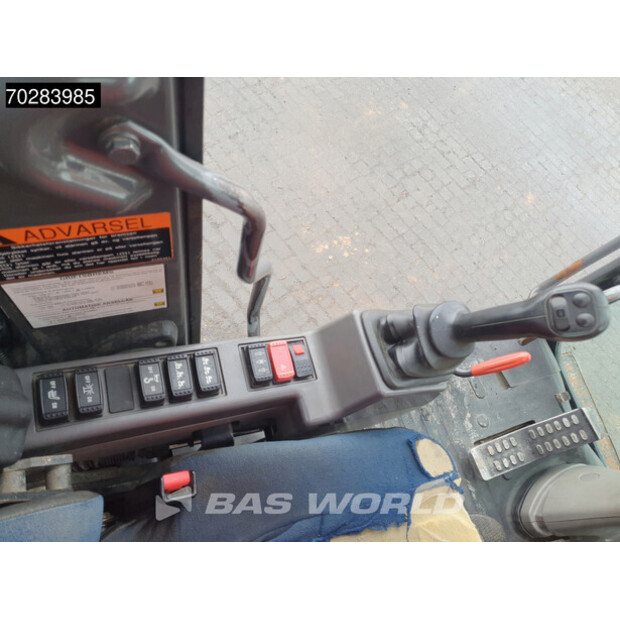 2010 Hitachi ZX140W-3-41858586