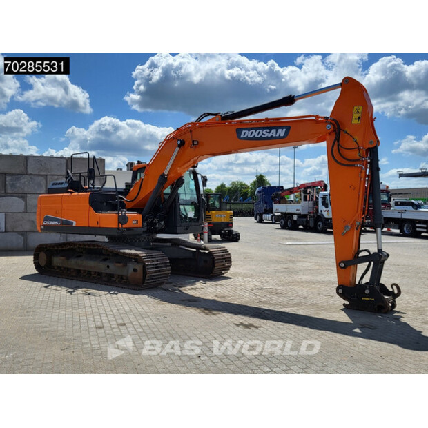 2021 Doosan DX225 LC-5-41858750