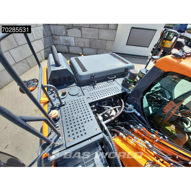 2021 Doosan DX225 LC-5-41858770
