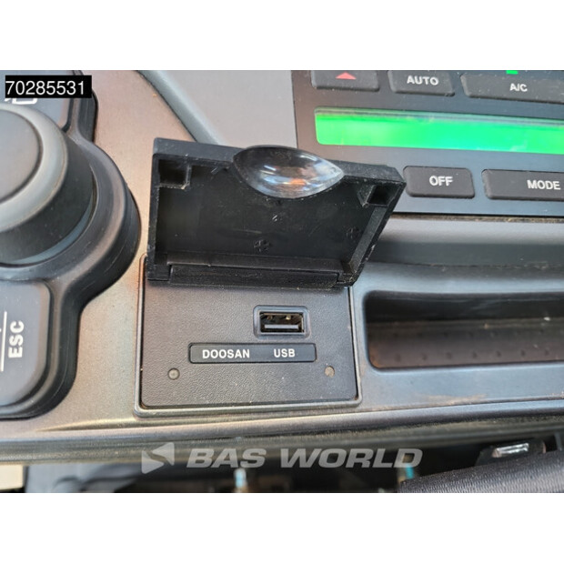 2021 Doosan DX225 LC-5-41858790