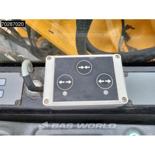 2017 Liebherr R922-41859591