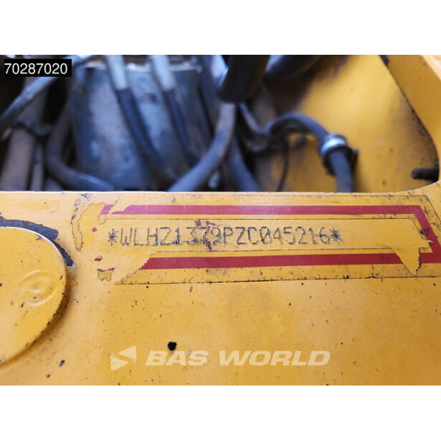 2017 Liebherr R922-41859597