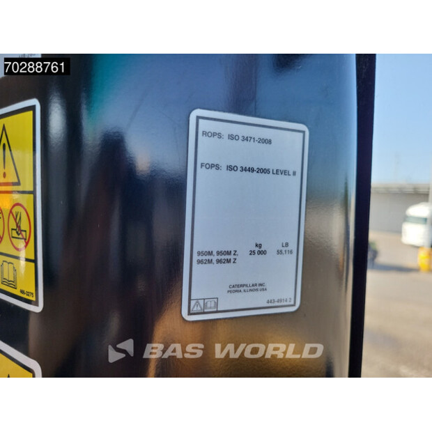 2018 Caterpillar 962M-41860028