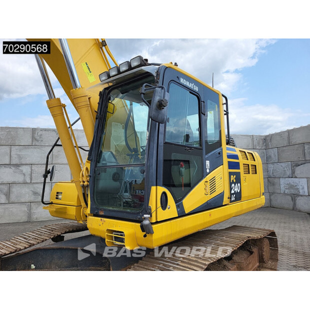 2015 كوماتسو PC240LC-10-41860057