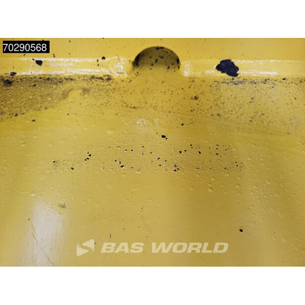 2015 كوماتسو PC240LC-10-41860072
