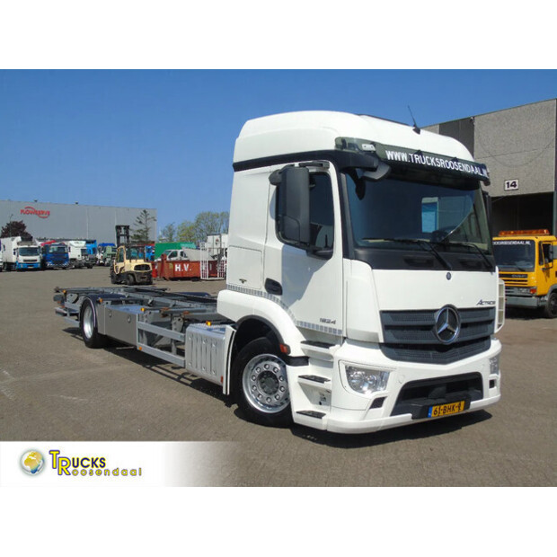 2016 Mercedes-Benz Actros 1924 + lift + euro 6-41860336