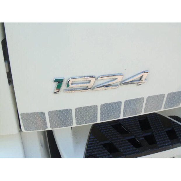2016 Mercedes-Benz Actros 1924 + lift + euro 6-41860343