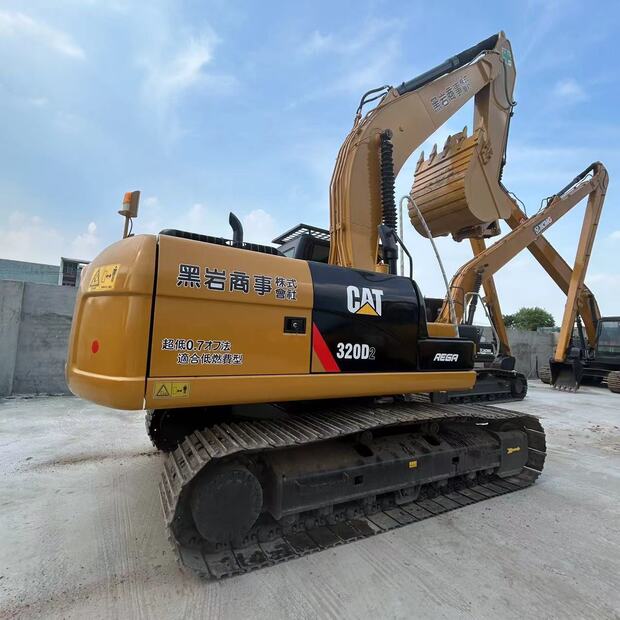 2024 Caterpillar 320D2-41885445