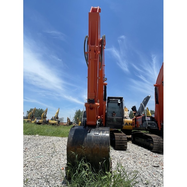 2023 Hitachi ZX200-41885448