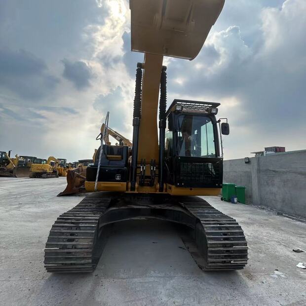 2024 Caterpillar 320D2-41886158