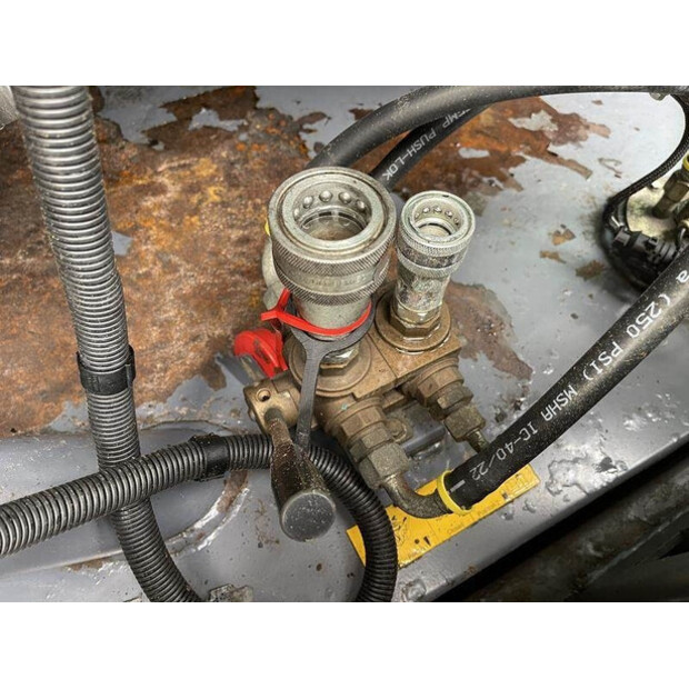 2010 Atlas-Copco QAS 200-41886331