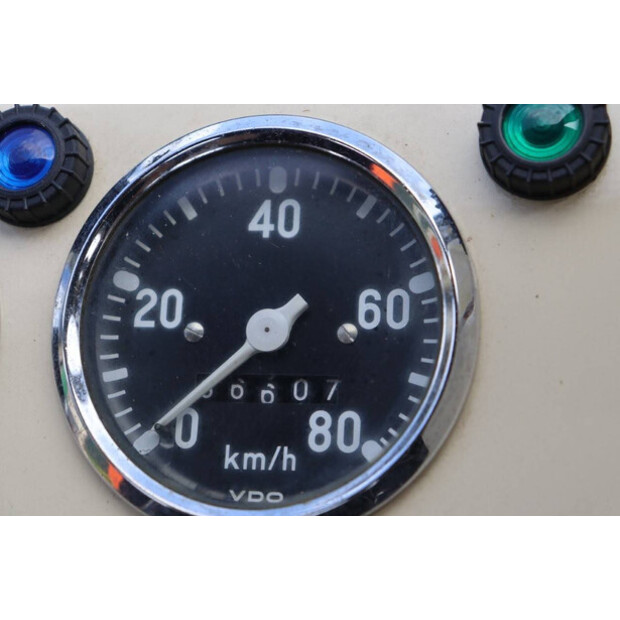 1955 مرسيدس بنز Unimog 401.104-41887418