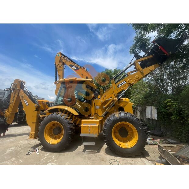 2025 JCB 3CX-41901756