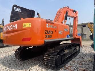 صورة ل حفارات مجنزرة 2023 هيتاشى ZX360