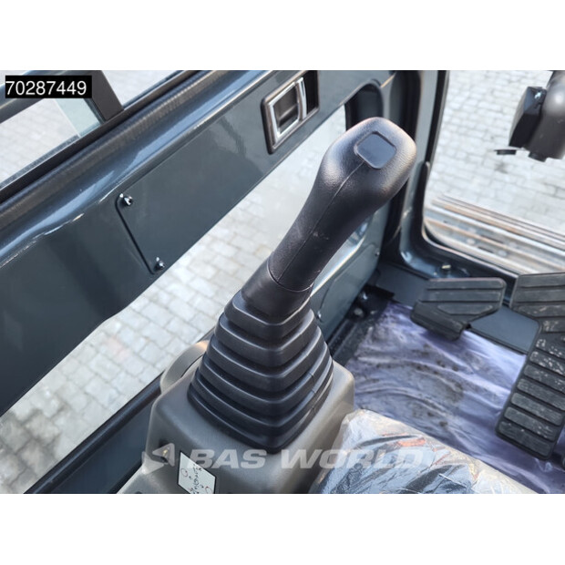 2025 Hyundai R215L-41904128