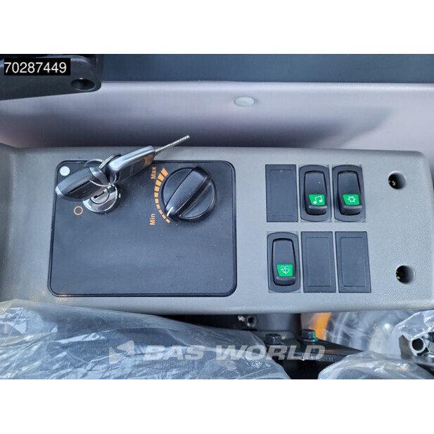 2025 Hyundai R215L-41904132