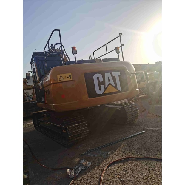 2021 Caterpillar 320D-41904365
