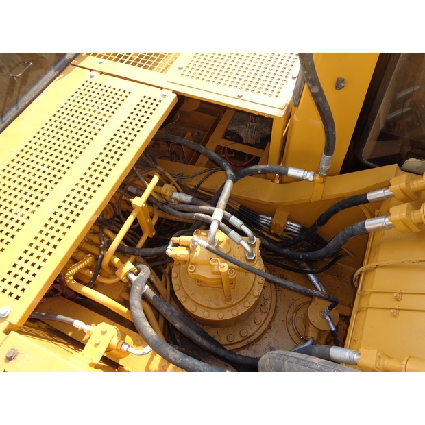 2021 Caterpillar 330B-41904382