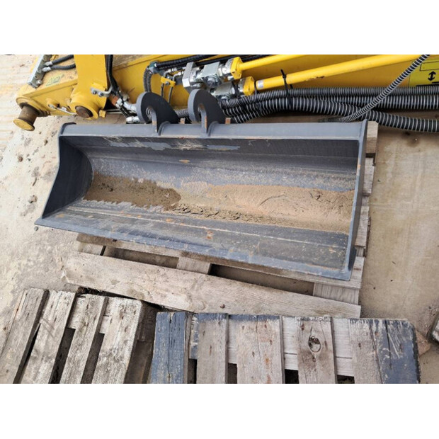 2024 Komatsu PC24MR-5-41904559