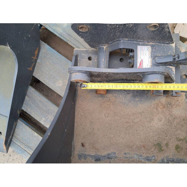 2024 Komatsu PC24MR-5-41904563