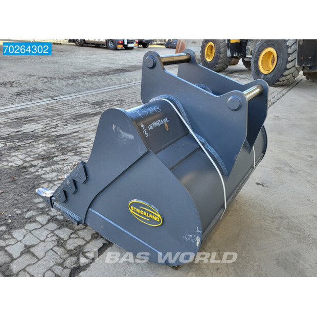 2024 ستريك لاند S70-41904774
