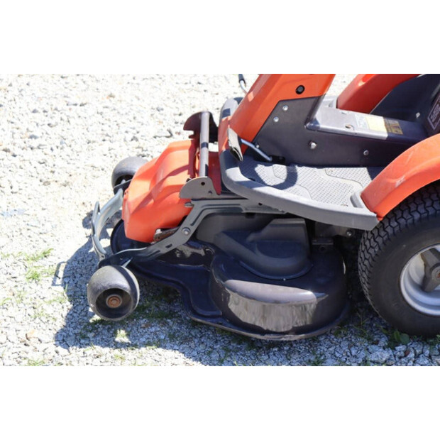2020 Husqvarna R214TC-41905109