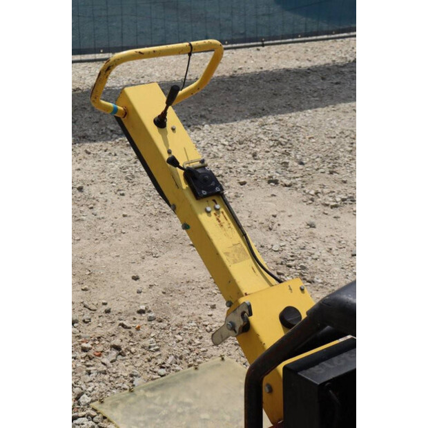 2005 DYNAPAC LG200-41906536