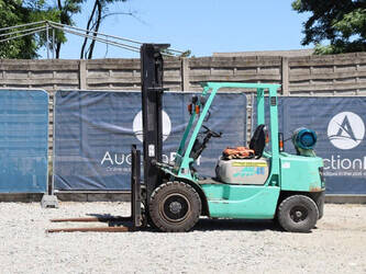 Image for 1999 MITSUBISHI FG30T