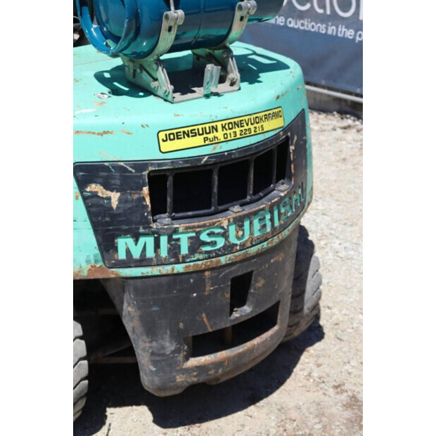 1999 MITSUBISHI FG30T-41908391