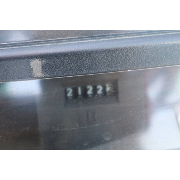 1999 MITSUBISHI FG30T-41908405