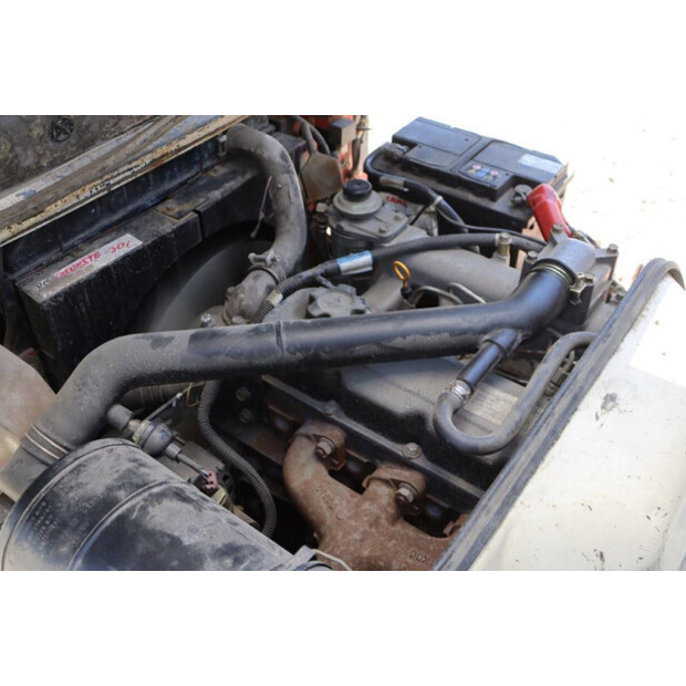1999 NISSAN 25-41908485