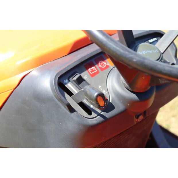 2015 KUBOTA GR1600EU-2-41909250