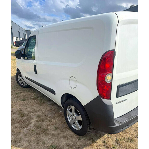 2013 أوبل Combo 1.6 CDTI-41909545