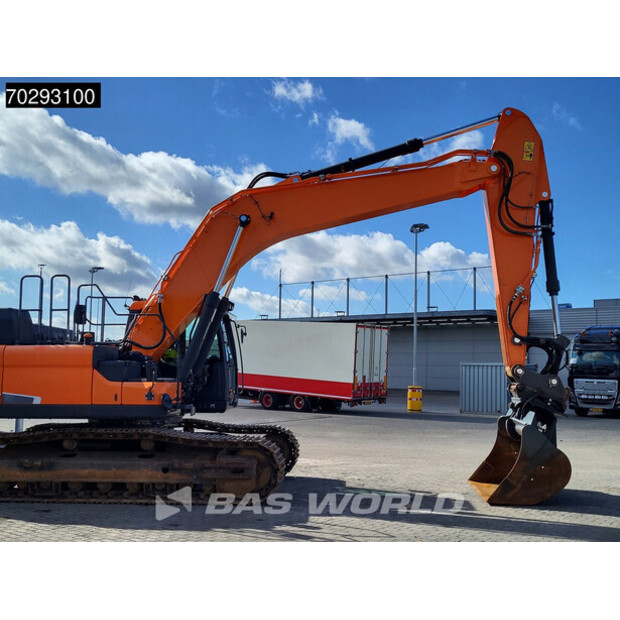 2017 دووسان DX300LC-5-41910229