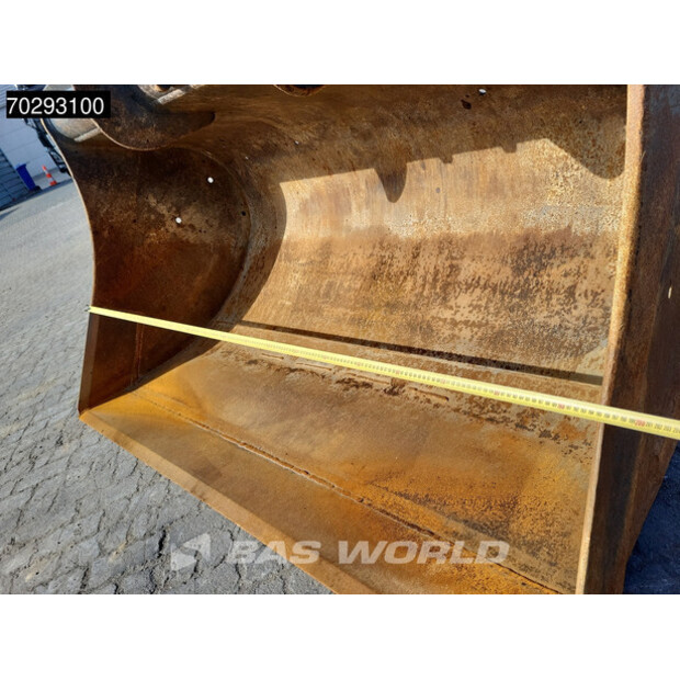 2017 دووسان DX300LC-5-41910238
