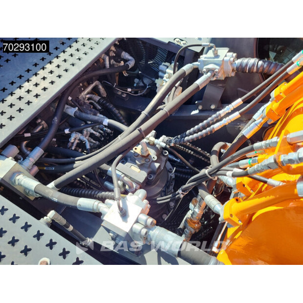 2017 دووسان DX300LC-5-41910241
