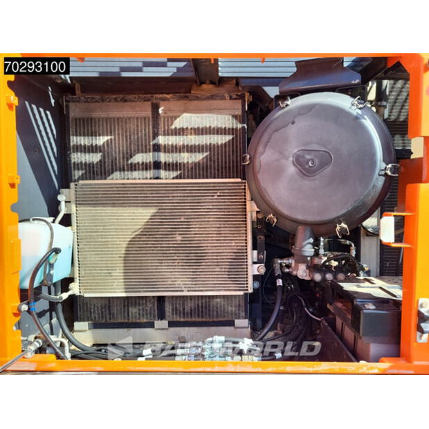 2017 دووسان DX300LC-5-41910245