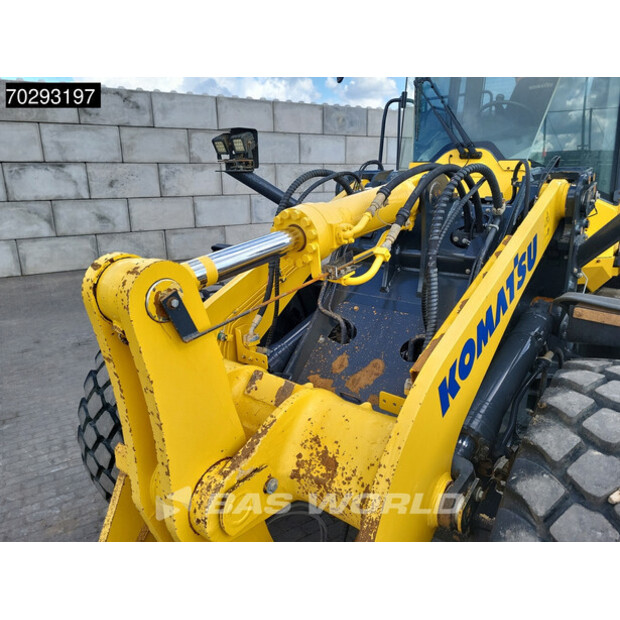 2019 Komatsu WA380-8E0-41910280