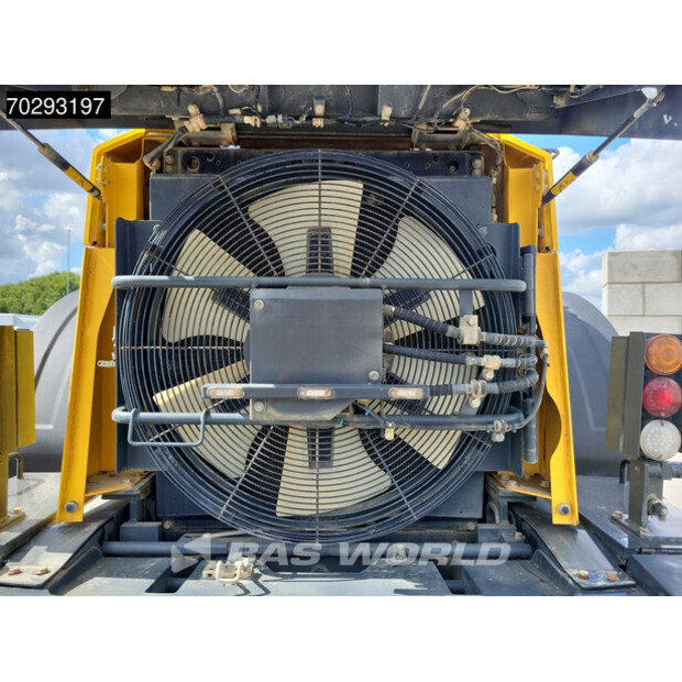 2019 Komatsu WA380-8E0-41910295