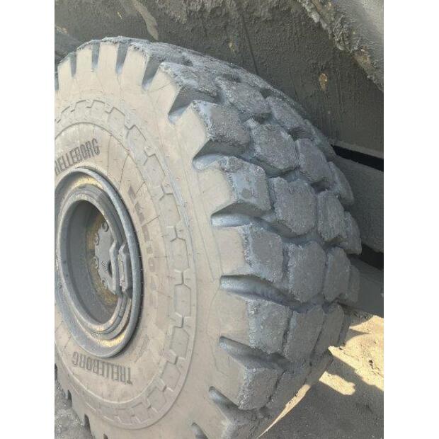 كوماتسو HM400-1-41917474