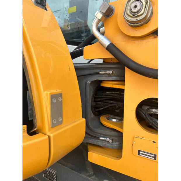 2014 ليبهير A912-41924499