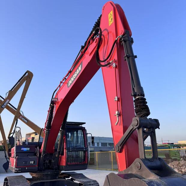 2024 Doosan DX225 LC-41925179