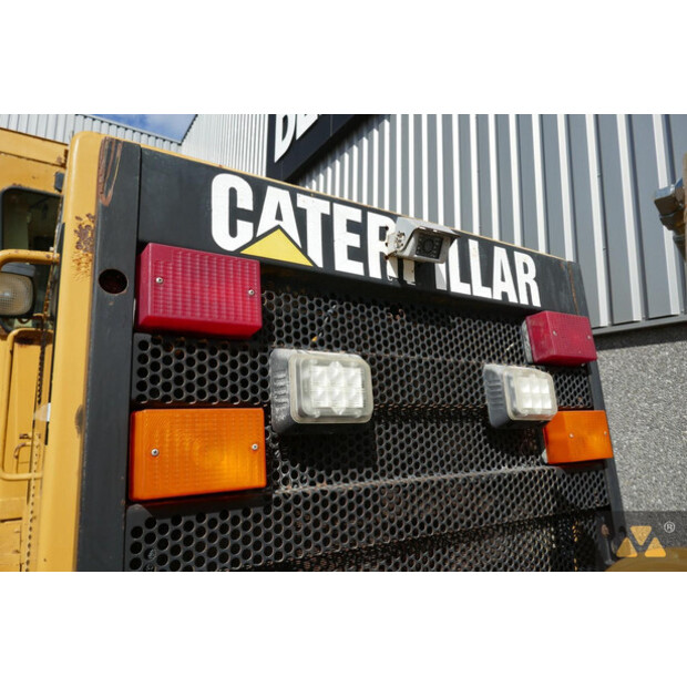 1996 Caterpillar 140H-41925880