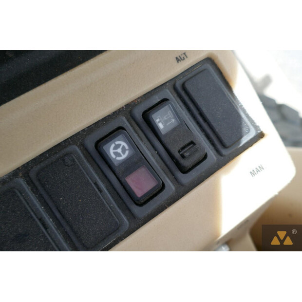 1996 Caterpillar 140H-41925890