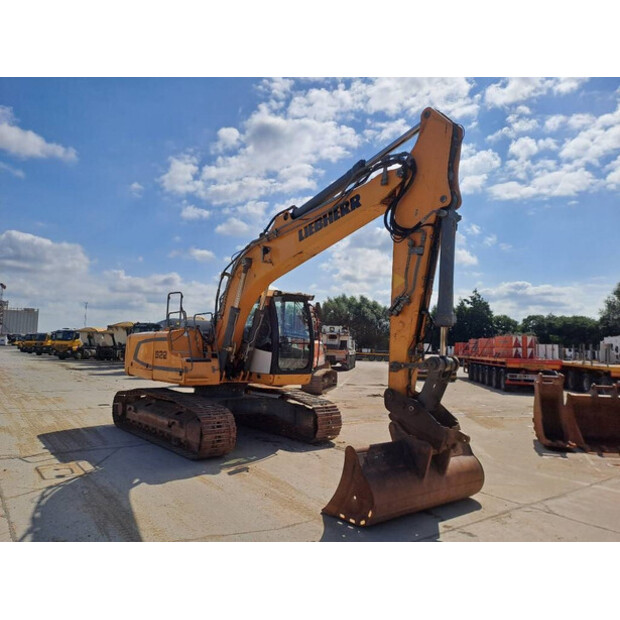2016 Liebherr R922LC-41925902