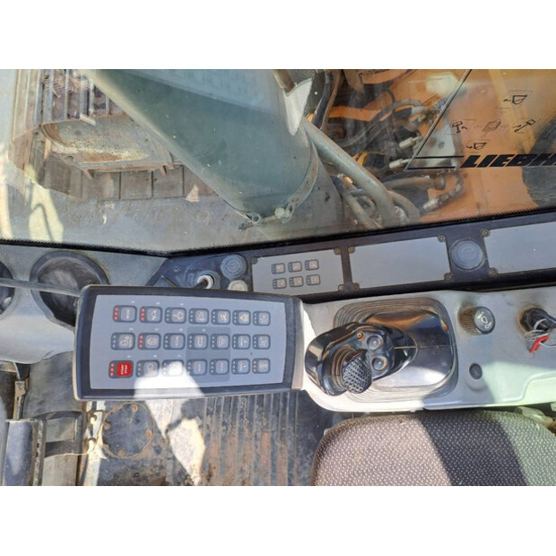 2016 Liebherr R922LC-41925925