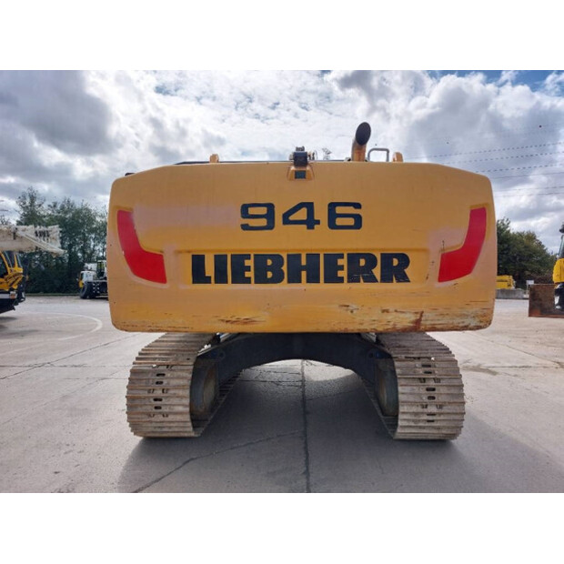 2018 ليبهير R946LC-41925932